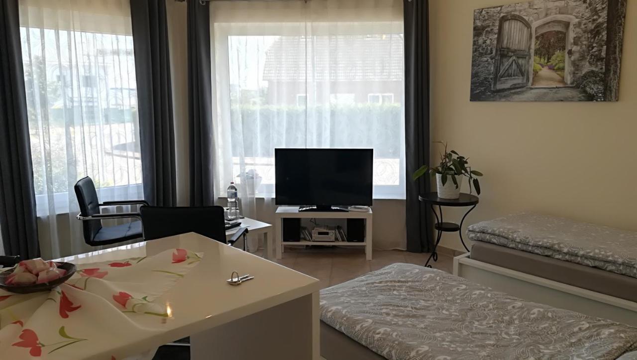 Helles 1-Zimmer-Apartment In Hemmingen/Hannover 헴밍겐 외부 사진