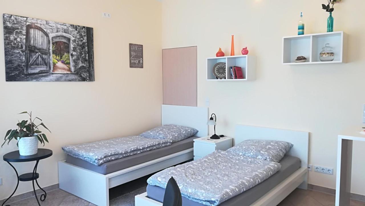 Helles 1-Zimmer-Apartment In Hemmingen/Hannover 헴밍겐 외부 사진